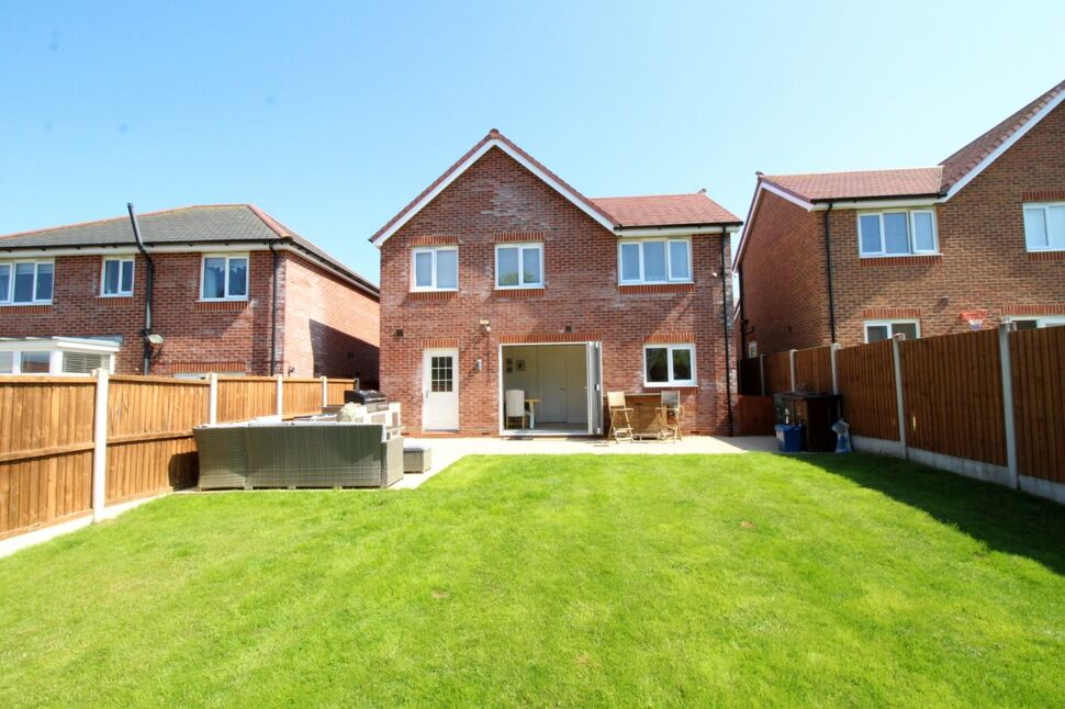 4 bedroom Detached House for sale, Hendre Las, Abergele, LL22 £340,000