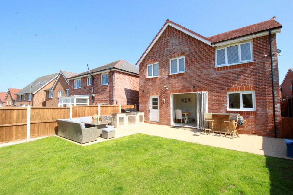 4 bedroom Detached House for sale, Hendre Las, Abergele, LL22 £325,000