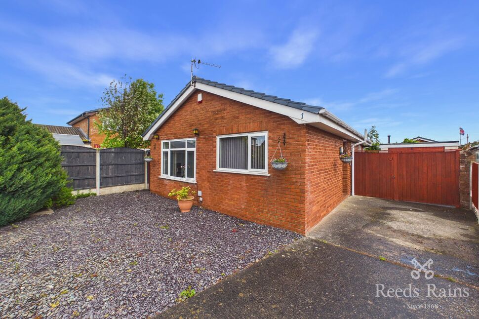 Main image of 2 bedroom Detached Bungalow for sale, Lowther Close, Kinmel Bay, Conwy, LL18
