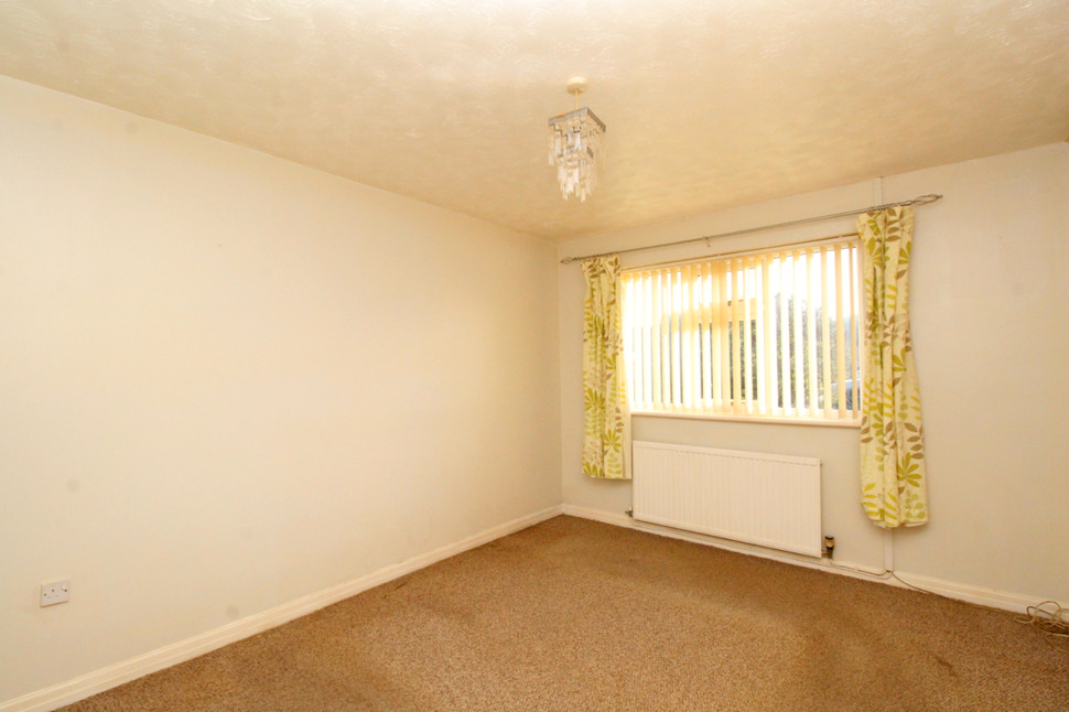 2 bedroom Detached Bungalow for sale, Lon Caradog, Abergele, LL22 £