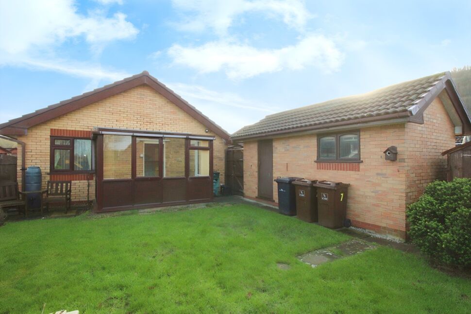 2 bedroom Detached Bungalow for sale, Lon Caradog, Abergele, LL22 £