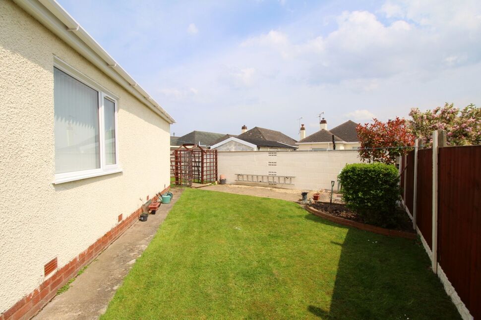3 bedroom Detached Bungalow for sale, Rosedale Gardens, Rhyl, LL18 £