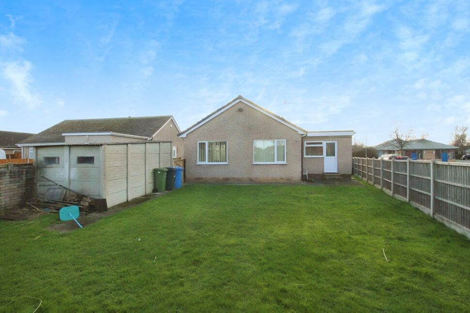 3 bedroom Detached Bungalow for sale, Ffordd Derwen, Rhyl, LL18 £195,000