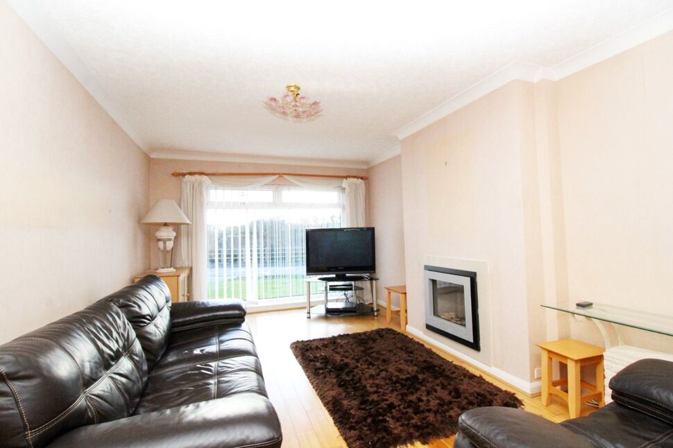 3 bedroom Detached Bungalow for sale, Ffordd Derwen, Rhyl, LL18 £195,000