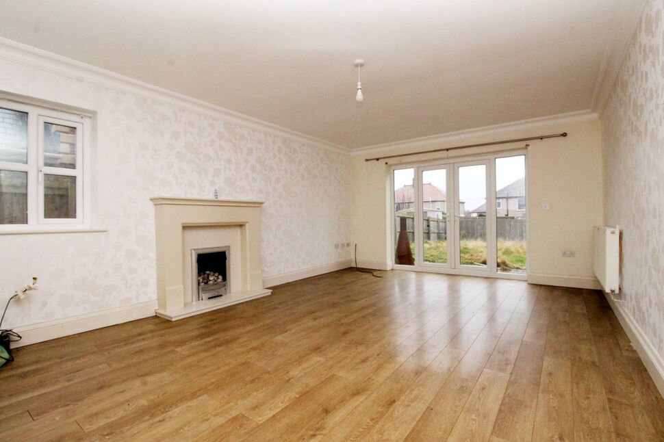 5 bedroom Detached House for sale, Castlefields, Rhuddlan, LL18 £425,000