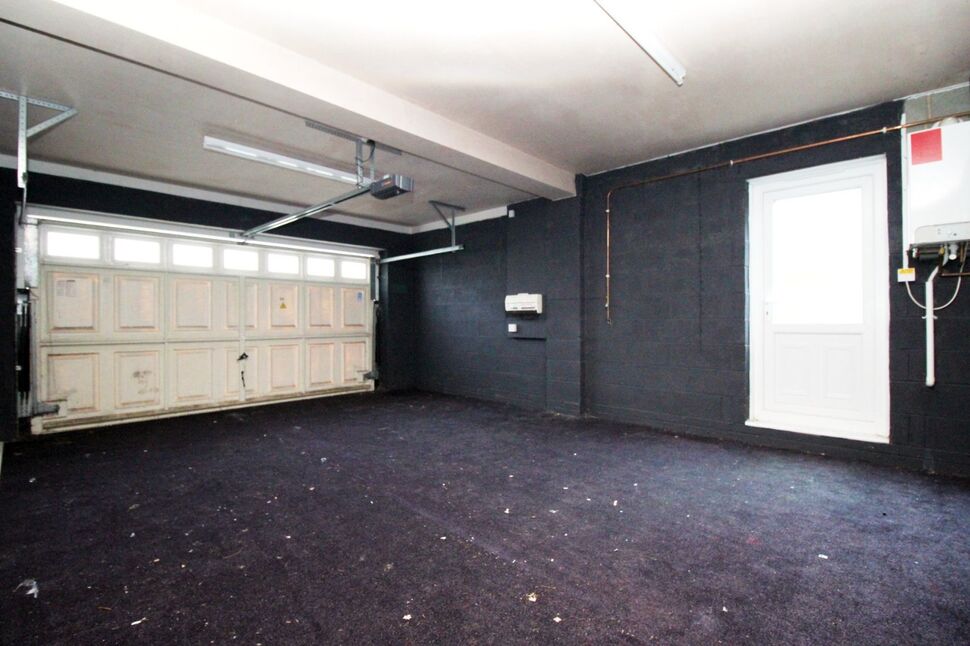 5 bedroom Detached House for sale, Castlefields, Rhuddlan, LL18 £425,000