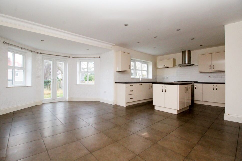 5 bedroom Detached House for sale, Castlefields, Rhuddlan, LL18 £425,000