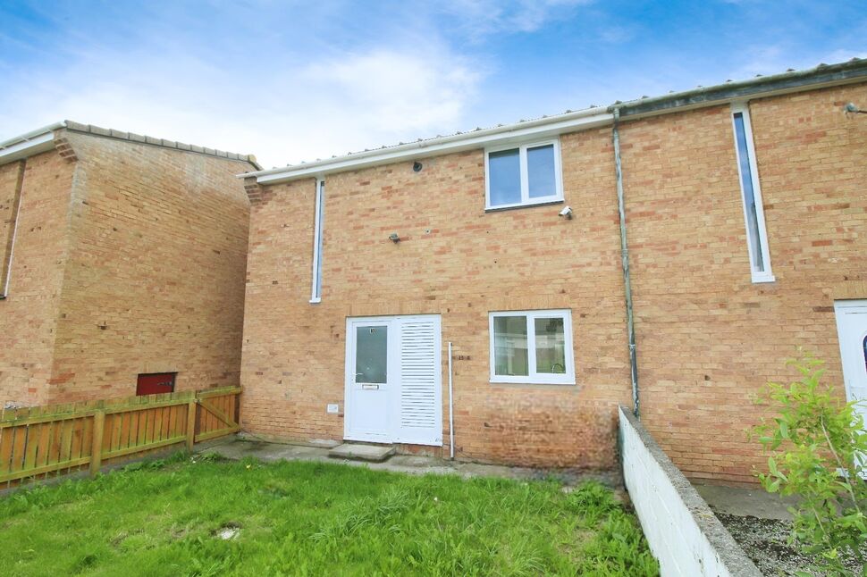 Main image of 3 bedroom Semi Detached House to rent, Maesgwyn, Kinmel Bay, Conwy, LL18