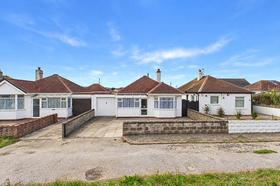 Main image of 3 bedroom Detached Bungalow for sale, Glascoed Avenue, Kinmel Bay, Conwy, LL18