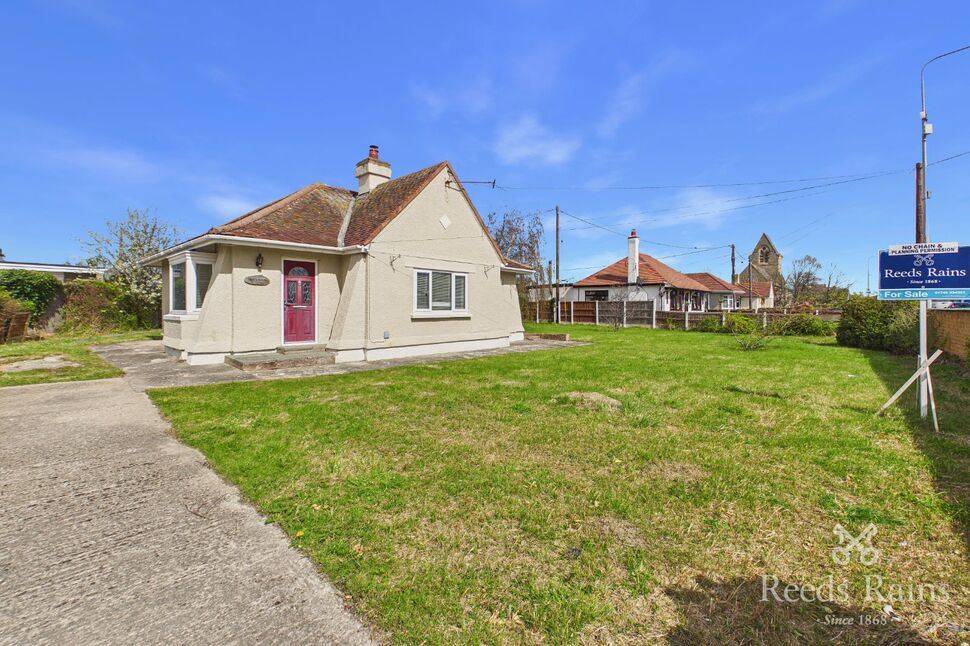 Main image of 2 bedroom Detached Bungalow for sale, Towyn Road, Towyn, Conwy, LL22