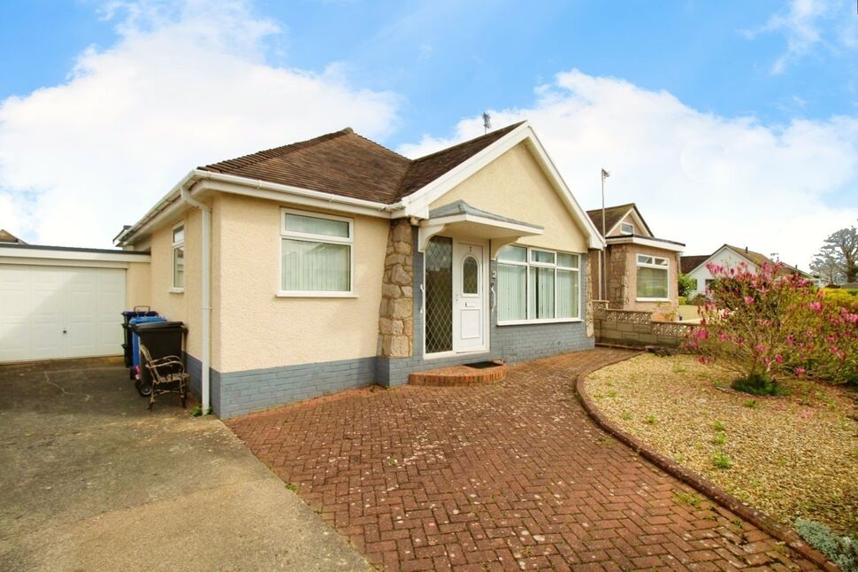 Main image of 2 bedroom Link Detached Bungalow for sale, Ffordd Cae Glas, Rhuddlan, Denbighshire, LL18