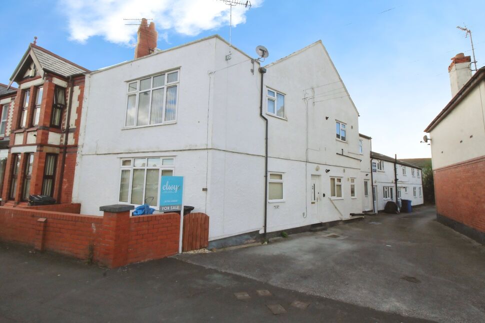 Main image of 2 bedroom Flat to rent, 21 Clifton Villas, 21 Grange Road, Denbighshire, LL18