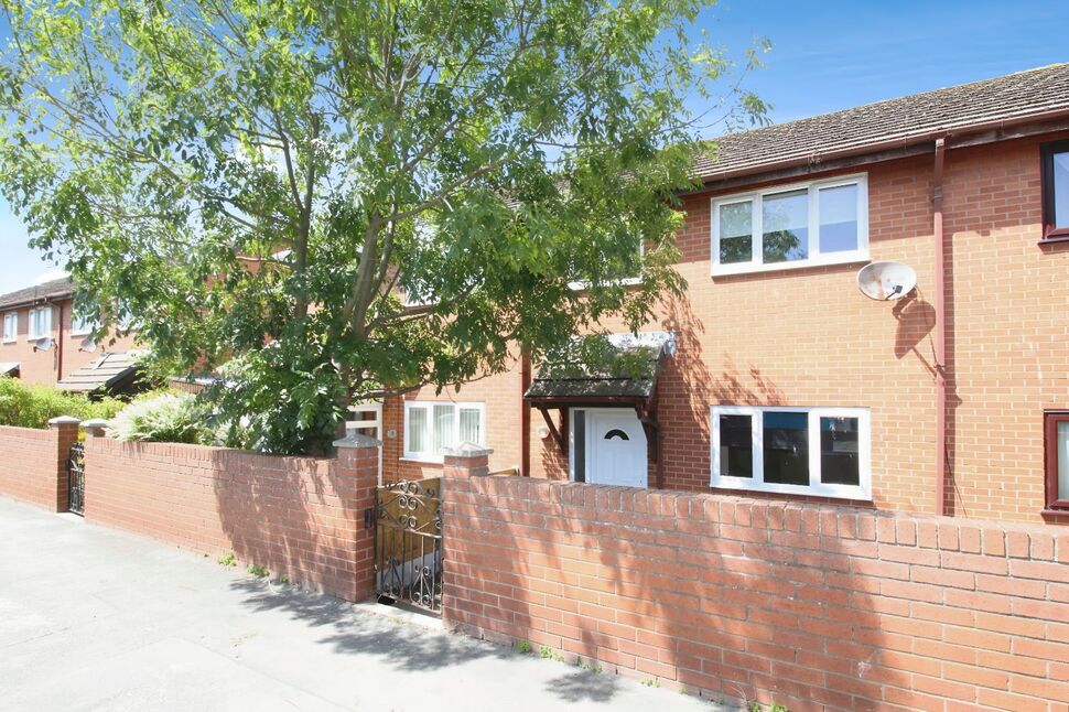 Main image of 3 bedroom Mid Terrace House to rent, Victoria Road, Prestatyn, Denbighshire, LL19