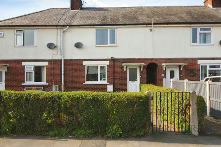 Porth Y Dre, 3 bedroom Mid Terrace House to rent, &pound;900 pcm