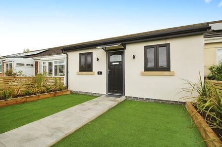 2 bedroom Semi Detached Bungalow for sale