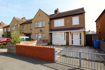 3 bedroom End Terrace House for sale