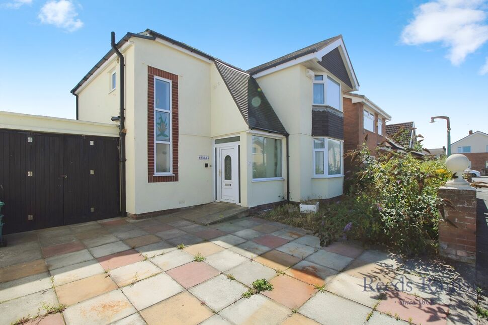 Main image of 3 bedroom Detached House for sale, Bryn Avenue, Kinmel Bay, Conwy, LL18