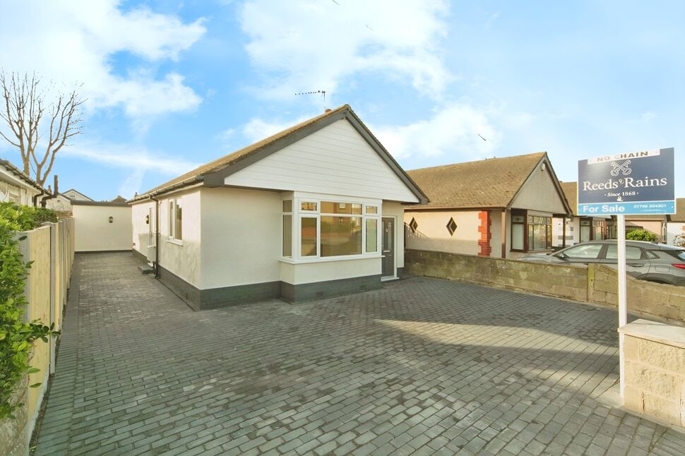 Main image of 2 bedroom Detached Bungalow to rent, Dyserth Road, Rhyl, Denbighshire, LL18