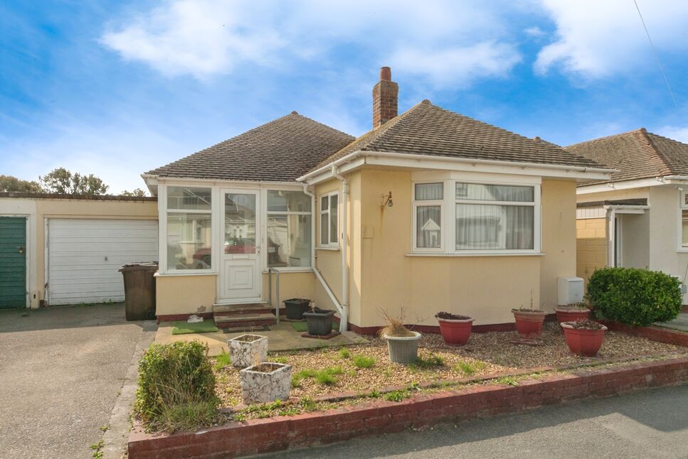 Main image of 3 bedroom Detached Bungalow for sale, Langford Drive, Kinmel Bay, Conwy, LL18