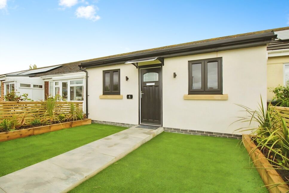 Main image of 2 bedroom Mid Terrace Bungalow to rent, Willow Grove, Talacre, Flintshire, CH8