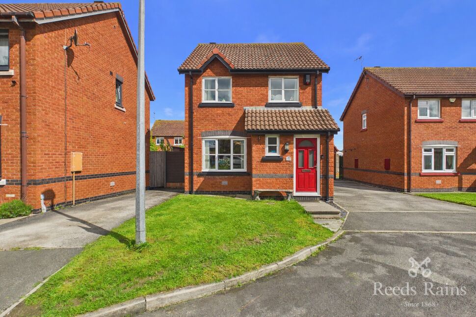 3 bedroom Detached House for sale