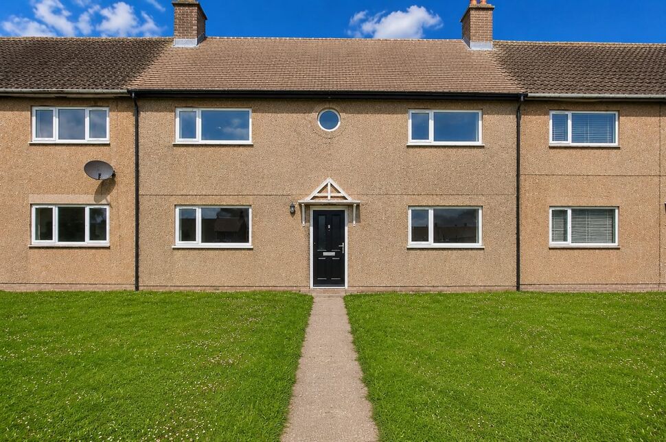 Main image of 3 bedroom Mid Terrace House to rent, Maes Canol, Abergele, Conwy, LL22