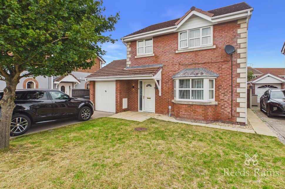 Main image of 3 bedroom Detached House for sale, Ffordd Y Berllan, Towyn, Conwy, LL22