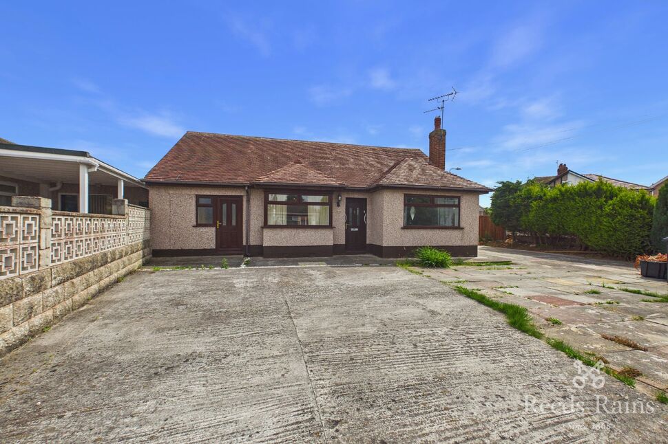 Main image of 2 bedroom Detached Bungalow to rent, Merllyn Road, Rhyl, Denbighshire, LL18