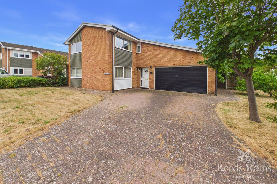 Main image of 4 bedroom Detached House for sale, Sea Road, Abergele, Conwy, LL22