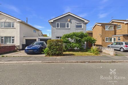 Bryn Avenue, 3 bedroom Link Detached House for sale, &pound;220,000