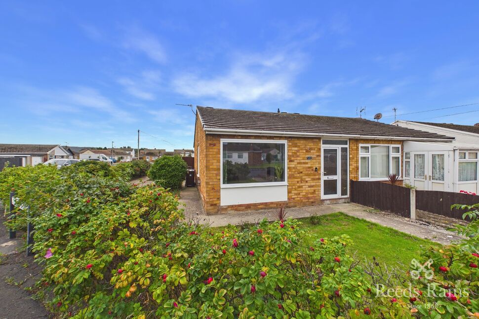 Main image of 1 bedroom Semi Detached Bungalow for sale, Llys Madoc, Towyn, Conwy, LL22