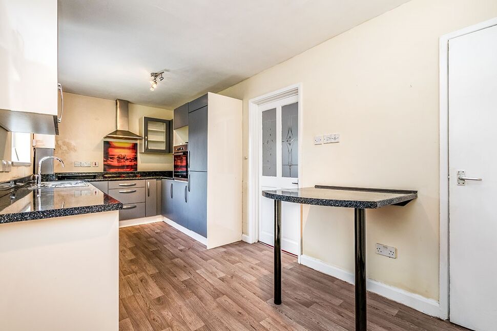 KITCHEN BREAKFAST ROOM