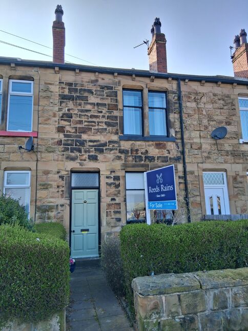 Main image of 2 bedroom Mid Terrace House for sale, Oulton Lane, Woodlesford, West Yorkshire, LS26