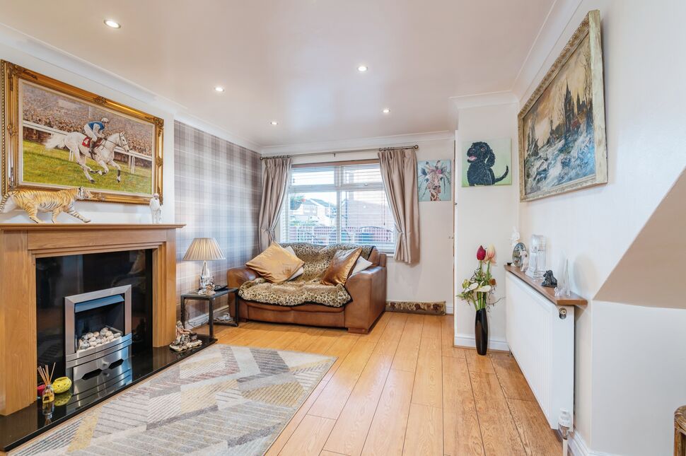 4 bedroom Detached House for sale, Clayton Road, Leeds, LS10 £345,000