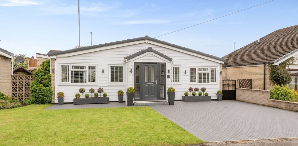 3 bedroom Detached Bungalow for sale