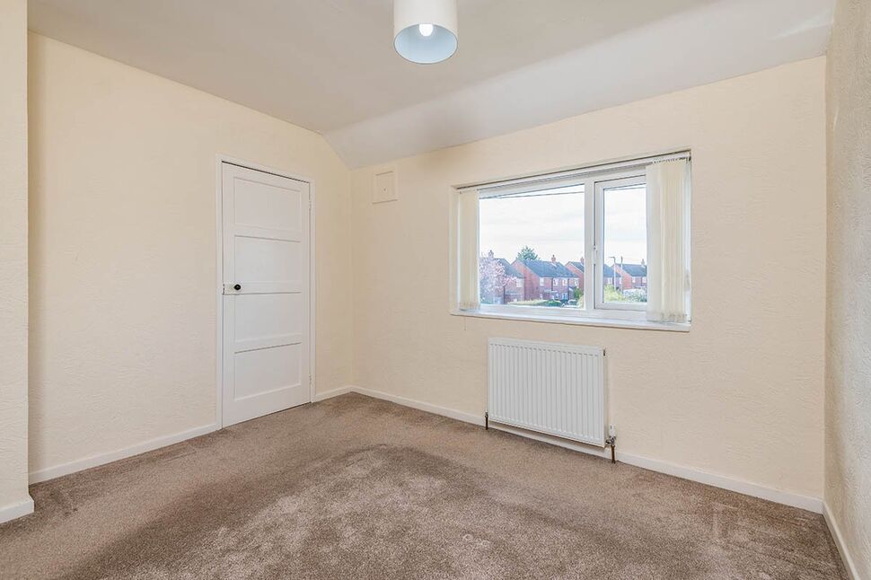 3 bedroom Semi Detached House for sale, Cotswold Road, Rothwell, LS26