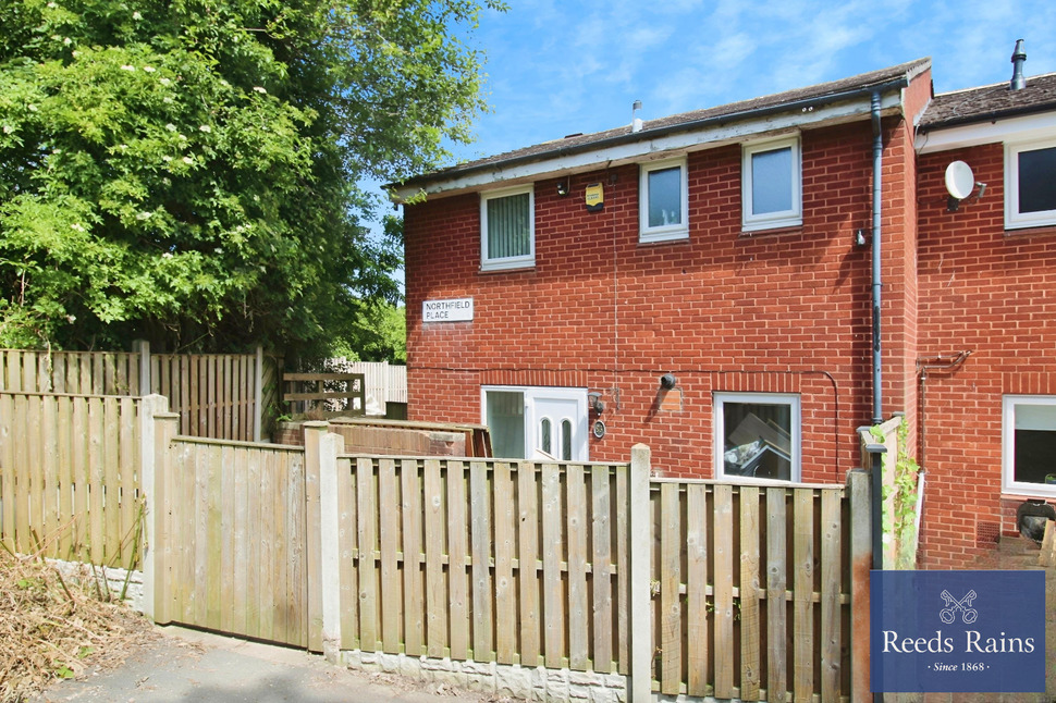 Main image of 3 bedroom End Terrace House for sale, Northfield Place, Rothwell, West Yorkshire, LS26