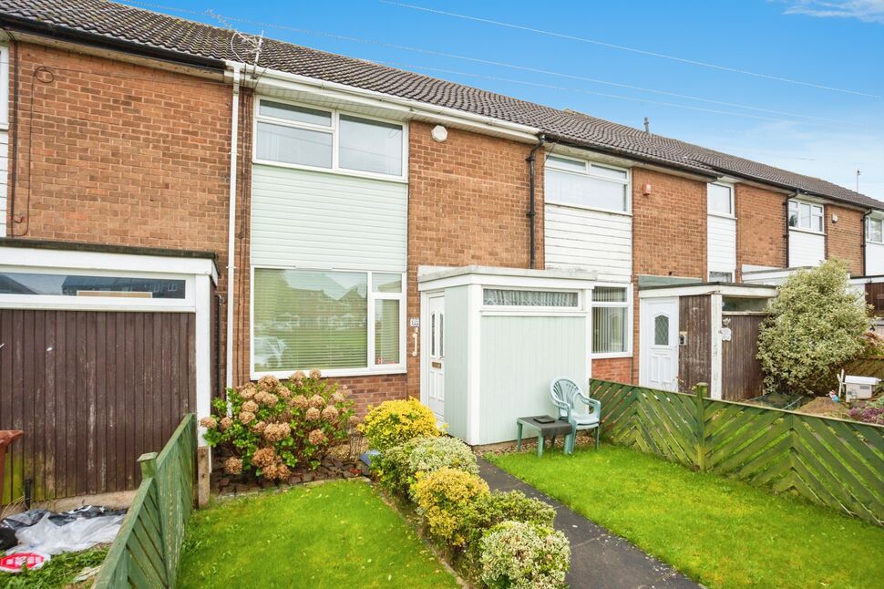 2 bedroom Mid Terrace House for sale, Ring Road, Middleton, LS10 £145,000