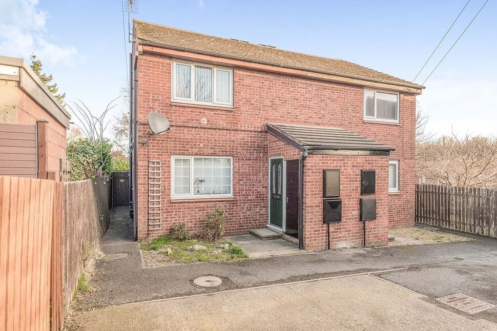 Main image of 1 bedroom Flat to rent, Worcester Drive, Leeds, West Yorkshire, LS10