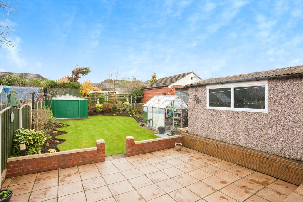 3 bedroom Semi Detached House for sale, Church Lane, Methley, LS26 £