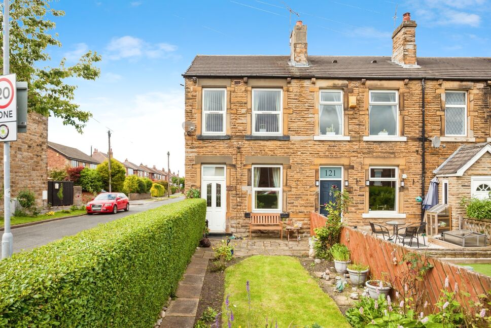 2 bedroom End Terrace House for sale, Wood Lane, Rothwell, LS26 £180,000