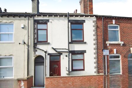 3 bedroom End Terrace House to rent