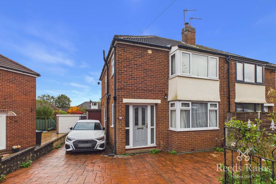 Main image of 3 bedroom Semi Detached House to rent, Lynwood Avenue, Woodlesford, West Yorkshire, LS26