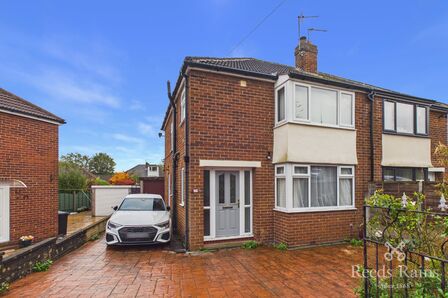 3 bedroom Semi Detached House to rent