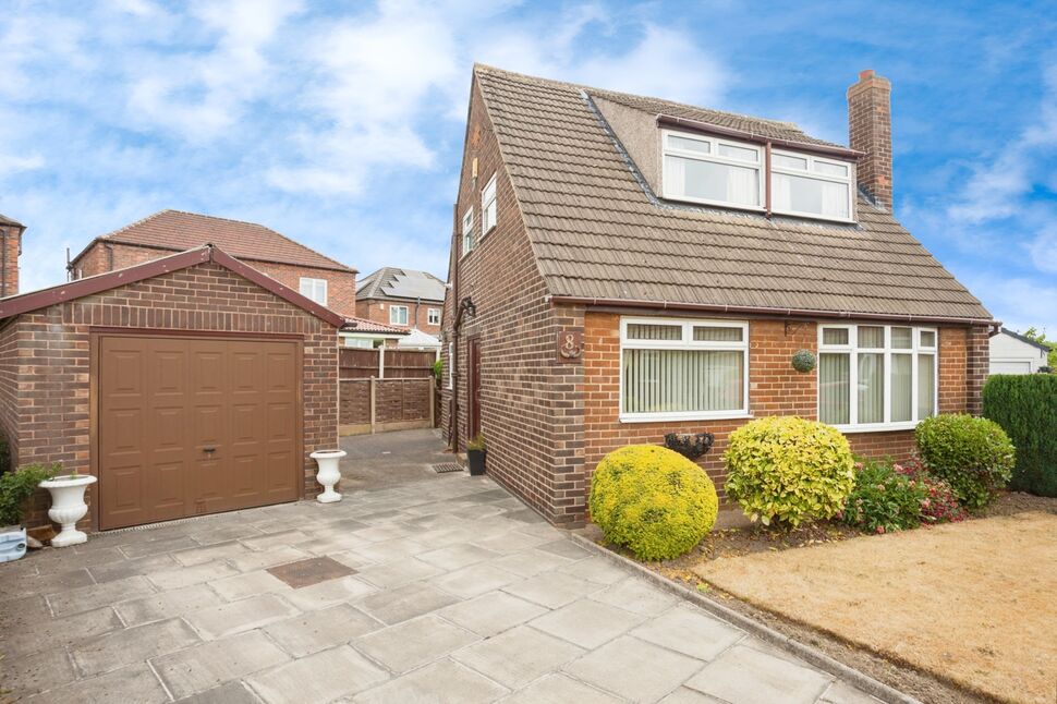 Main image of 3 bedroom Detached House for sale, Holmsley Garth, Woodlesford, West Yorkshire, LS26