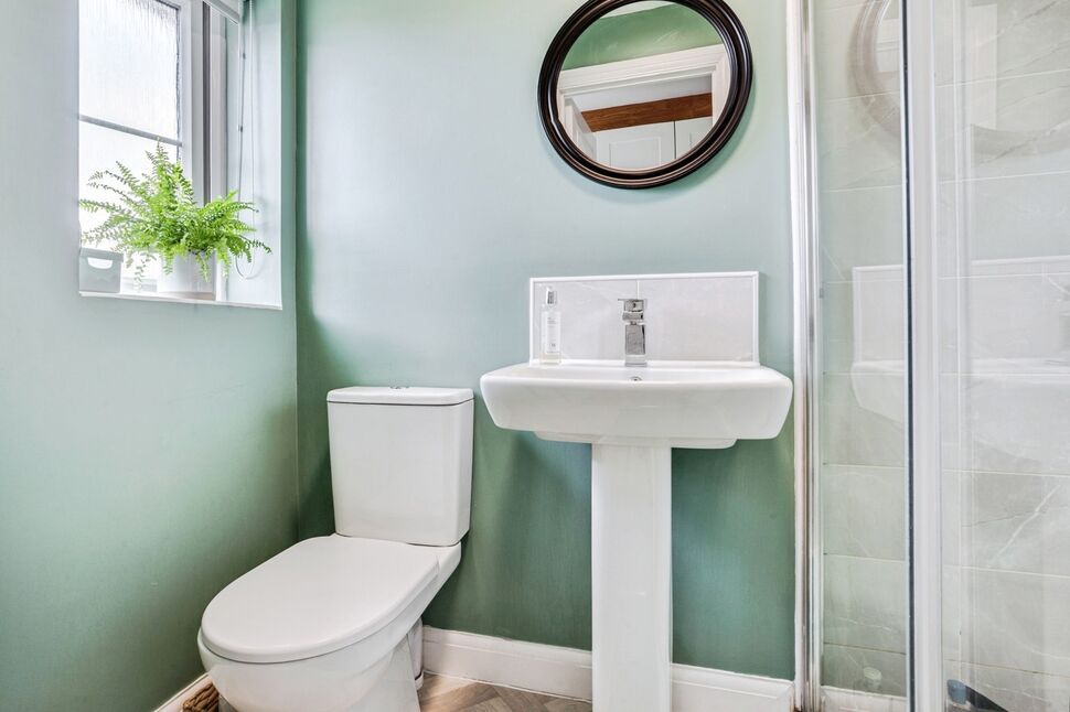 En-Suite Shower Room