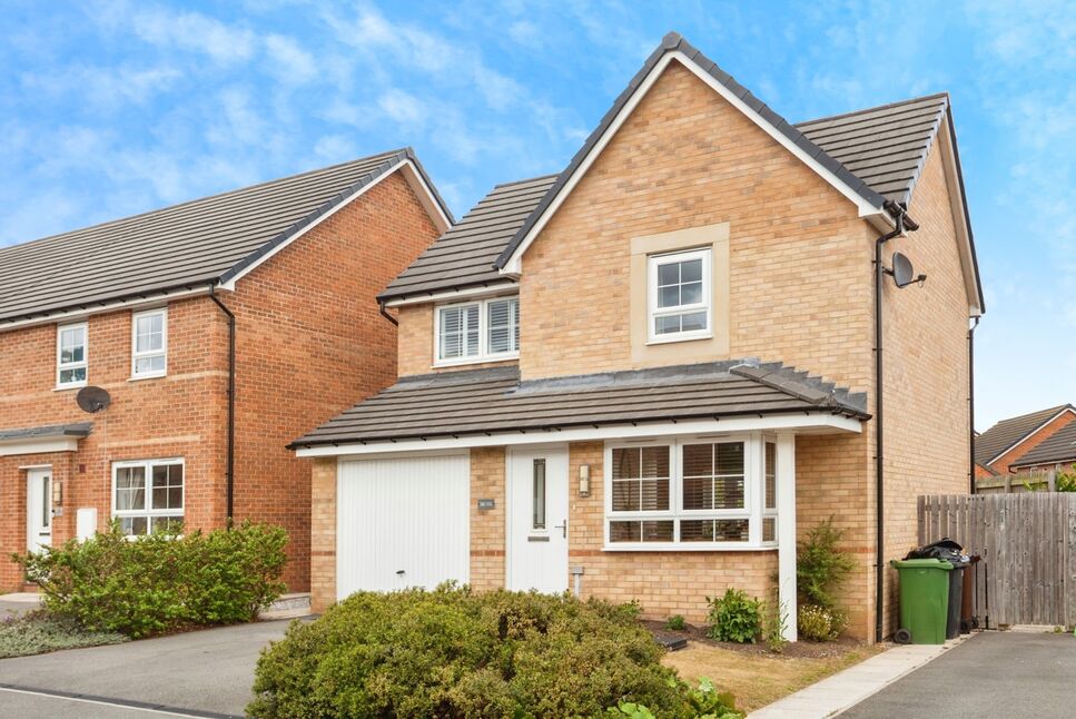 3 bedroom Detached House for sale
