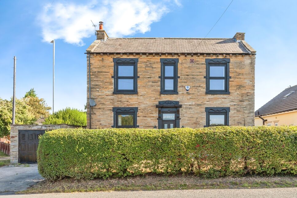 Main image of 3 bedroom Detached House for sale, Westfield Road, Rothwell, West Yorkshire, LS26