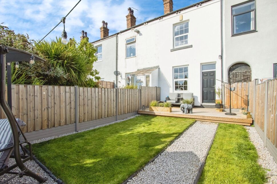 Main image of 3 bedroom Mid Terrace House for sale, Angel Row, Rothwell, West Yorkshire, LS26