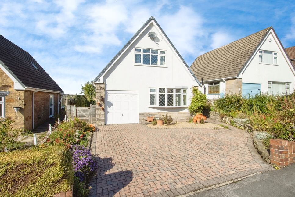 Main image of 2 bedroom Detached House for sale, Whitehouse Avenue, Great Preston, West Yorkshire, LS26